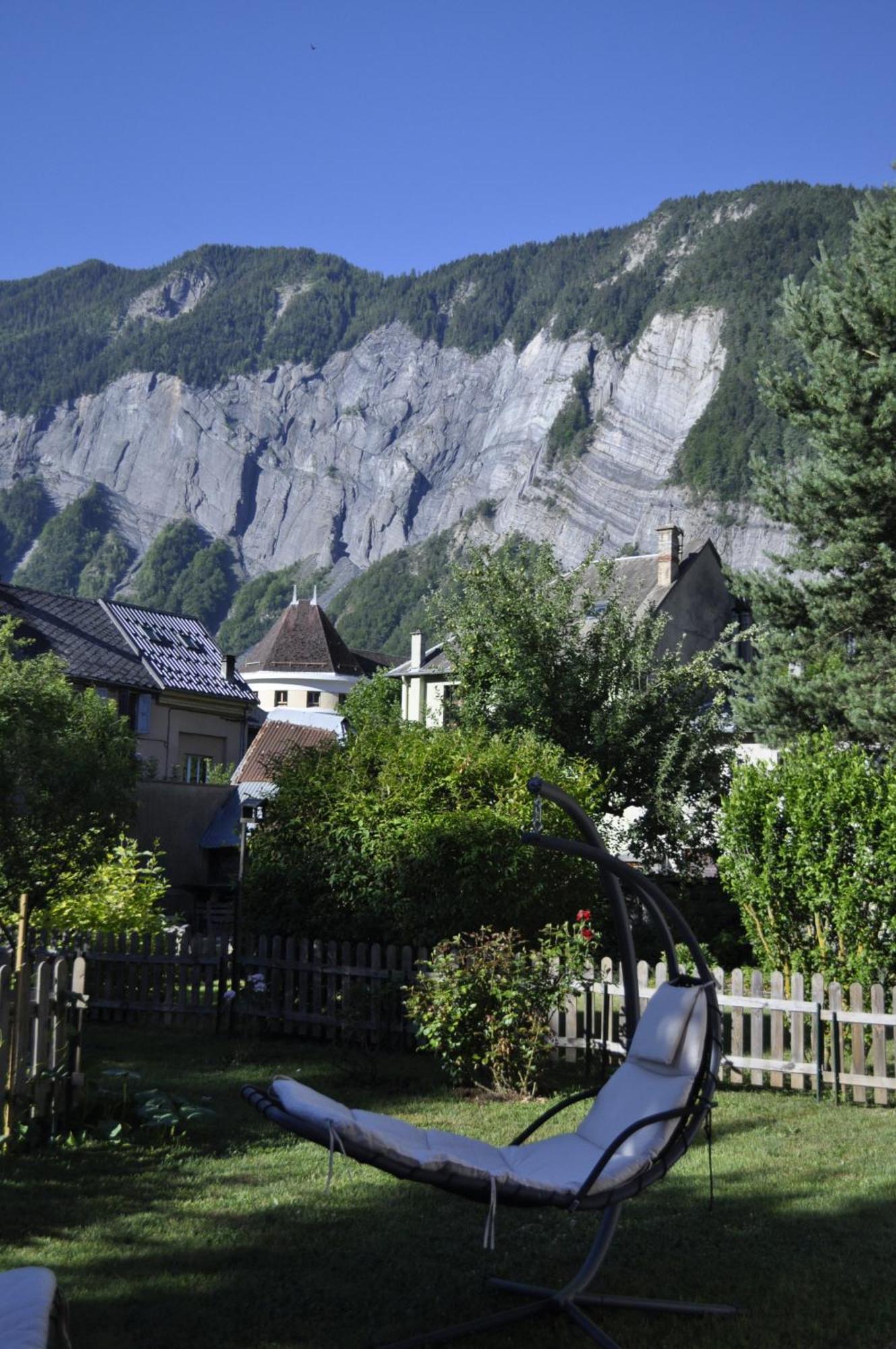 Chalet La Cachette Cyclists & Skiers Le Bourg-d'Oisans Ngoại thất bức ảnh