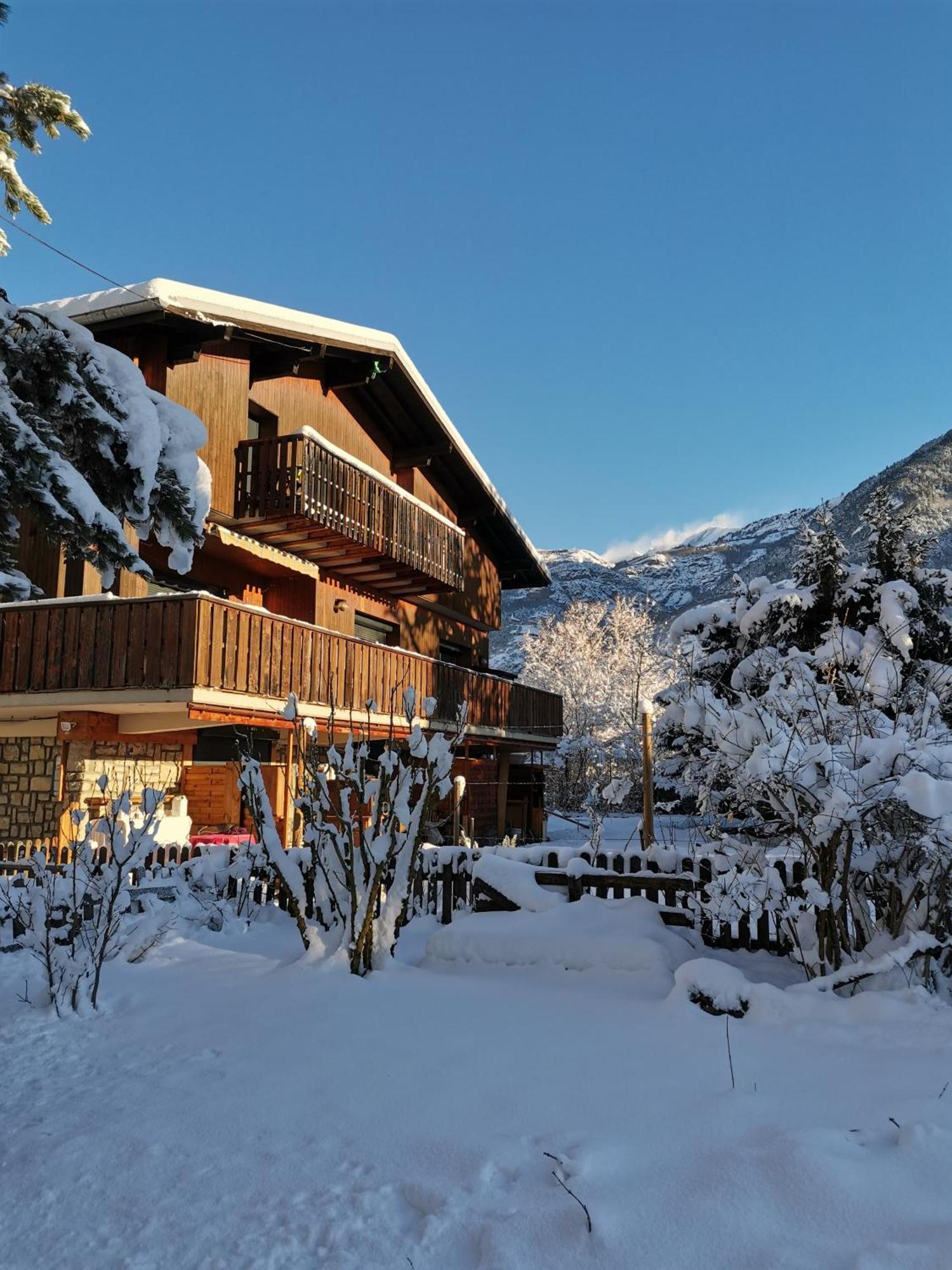 Chalet La Cachette Cyclists & Skiers Le Bourg-d'Oisans Ngoại thất bức ảnh