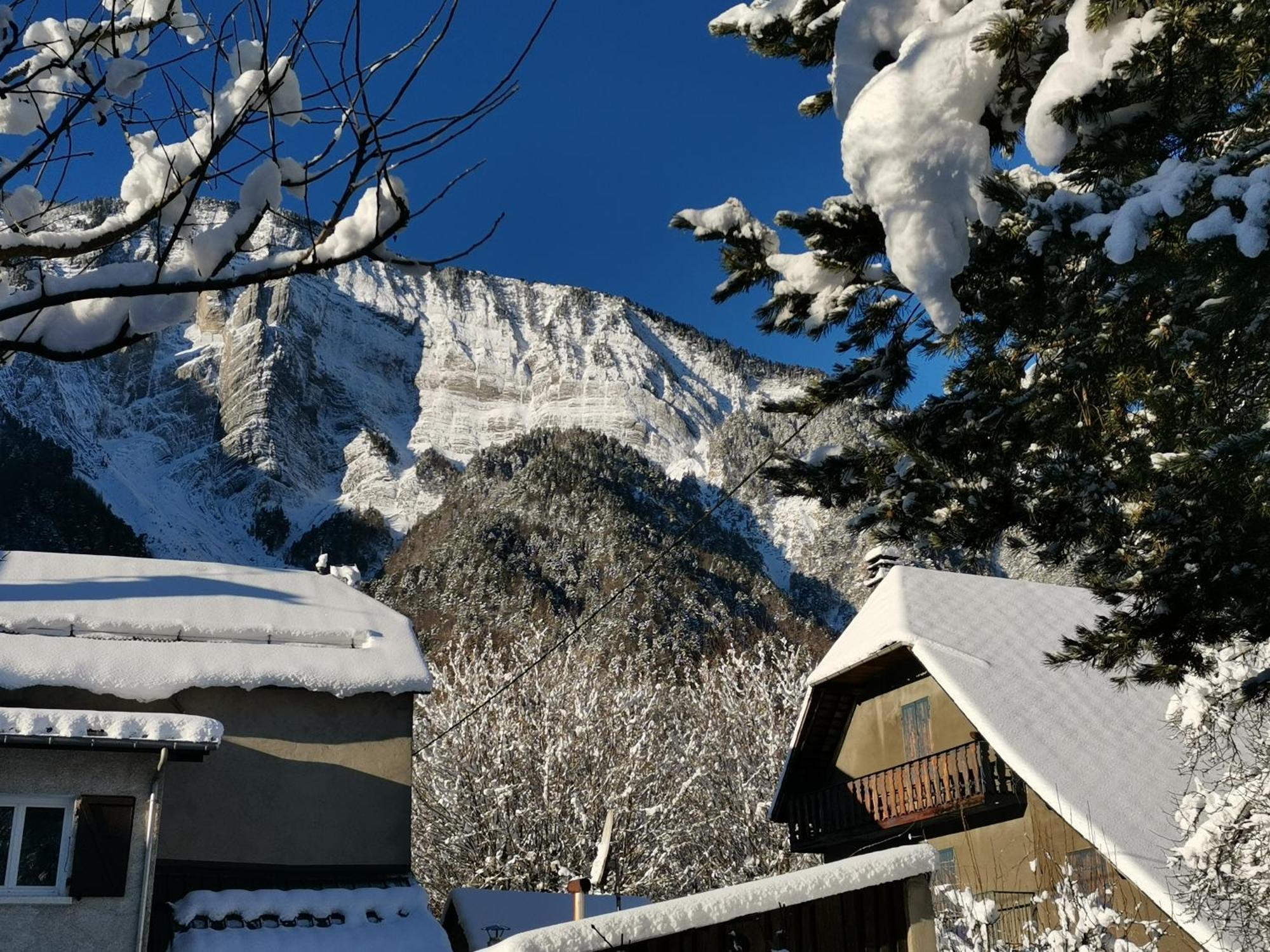 Chalet La Cachette Cyclists & Skiers Le Bourg-d'Oisans Ngoại thất bức ảnh